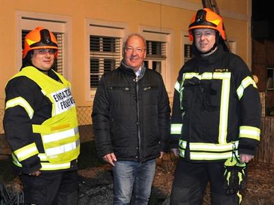Kommandanten FF Feichtenberg und Kirchham mit Bürgermeister Kronberger